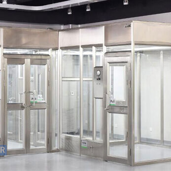 Softwall CLEANBOOTH tạo ranh giới vùng sạch bằng cấu trúc nào?